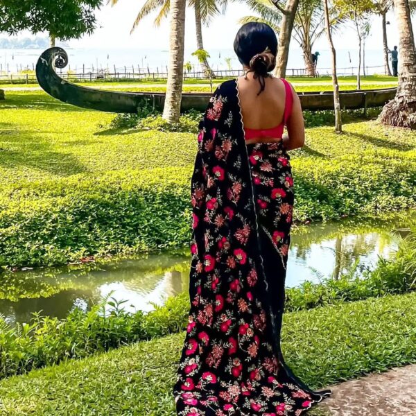Caliph Fashion Presenting NEW DESIGNER PARTY WEAR BLACK 9000 VELVET SAREE - Image 5
