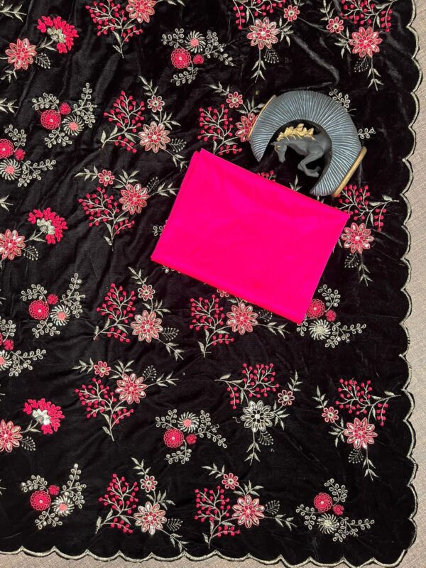 Caliph Fashion Presenting NEW DESIGNER PARTY WEAR BLACK 9000 VELVET SAREE - Image 7